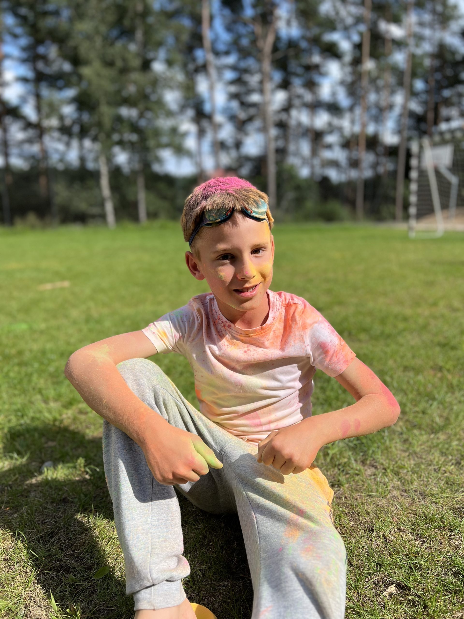 ...covered in colorful powder! ...covered in colorful powder!